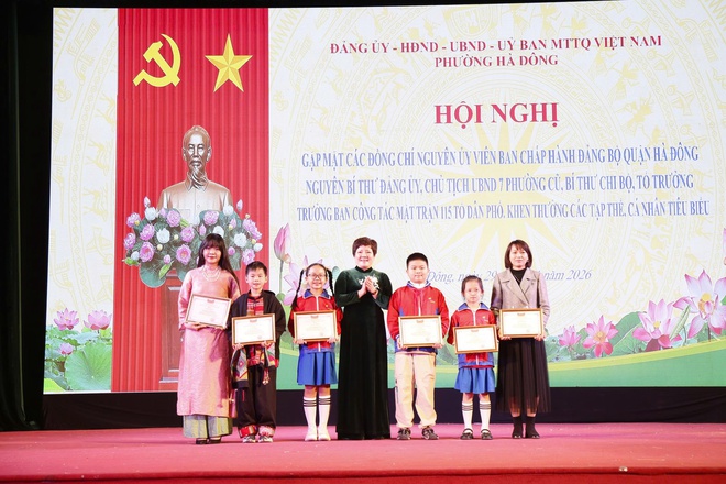 Phường Hà Đông tổ chức gặp mặt, chúc Tết Nguyên đán Bính Ngọ 2026- Ảnh 5.