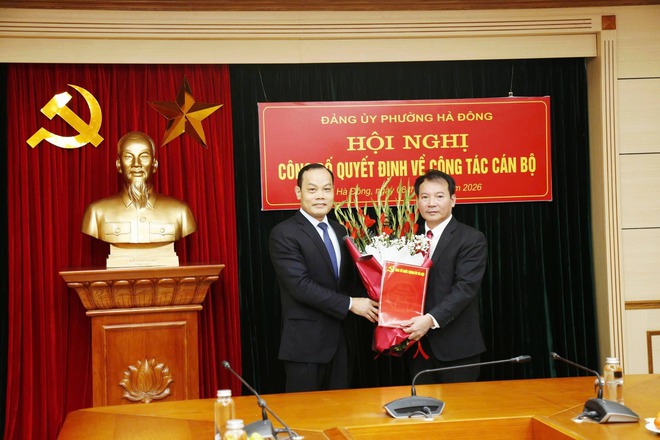 Đồng chí Nguyễn Cao Kỳ được bổ nhiệm giữ chức vụ Phó Trưởng ban Xây dựng Đảng phường Hà Đông- Ảnh 1.