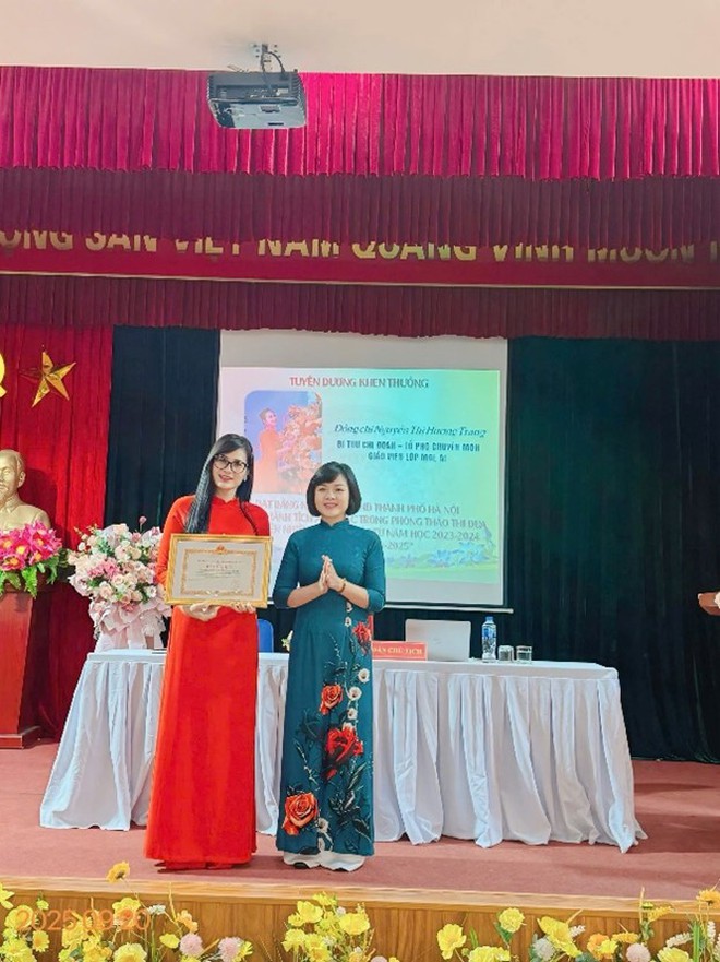 Cô giáo Nguyễn Thị Hương Trang - Bông hoa rực rỡ trong Vườn hoa đẹp của Trường MN Đô thị Việt Hưng- Ảnh 10.