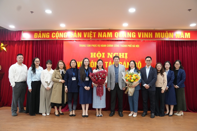 Kiện toàn đội ngũ lãnh đạo, tạo khí thế mới cho năm công tác 2026 tại Trung tâm Phục vụ hành chính công thành phố Hà Nội- Ảnh 5.