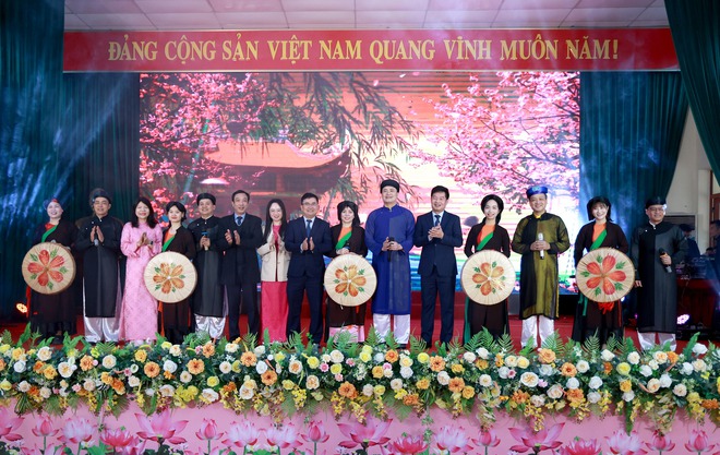 XÃ TRUNG GIÃ TỔ CHỨC HỘI NGHỊ CÁN BỘ, CÔNG CHỨC, VIÊN CHỨC, NGƯỜI LAO ĐỘNG NĂM 2026- Ảnh 9.