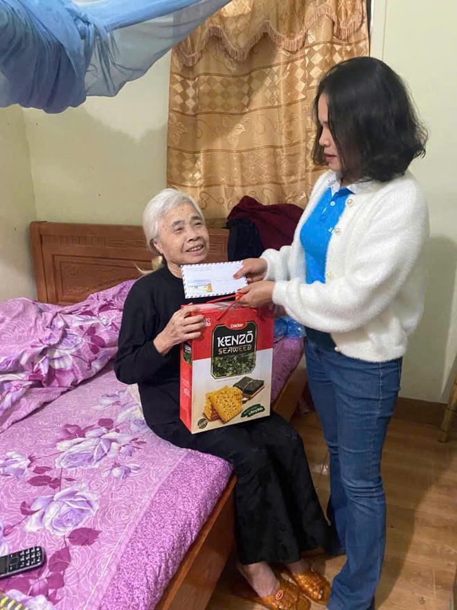 Xã Hồng Vân nhiều hoạt động chăm lo, hỗ trợ, tặng quà Tết cho các hộ cận nghèo, hộ có hoàn cảnh khó khăn để mọi người, mọi nhà đều có Tết- Ảnh 5.