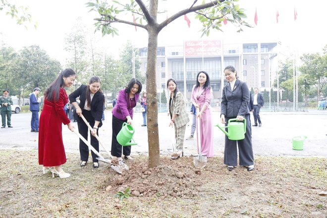 Phường Hà Đông phát động “Tết trồng cây đời đời nhớ ơn Bác Hồ” Xuân Bính Ngọ 2026- Ảnh 4.