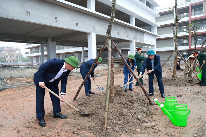 TRUNG GIÃ PHÁT ĐỘNG TẾT TRỒNG CÂY XUÂN BÍNH NGỌ 2026: CHUNG TAY XÂY DỰNG MÔI TRƯỜNG XANH – PHÁT TRIỂN BỀN VỮNG- Ảnh 6.