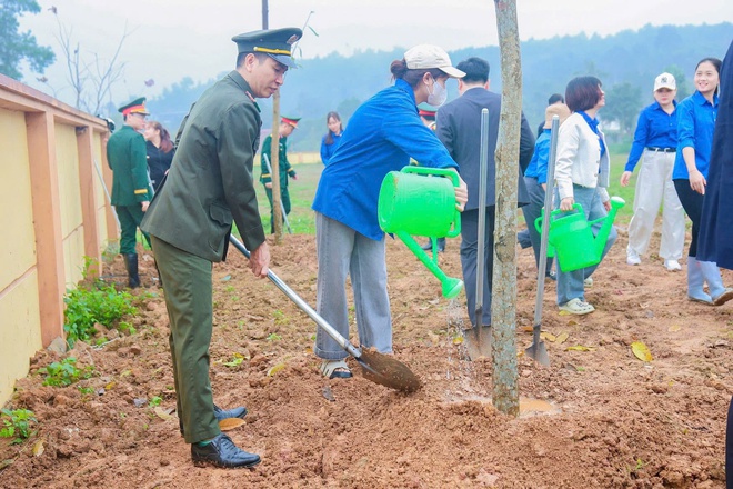 Xã Yên Bài tổ chức lễ phát động " Tết trồng cây đời đời nhớ ơn Bác Hồ" xuân Bính Ngọ năm 2026- Ảnh 6.