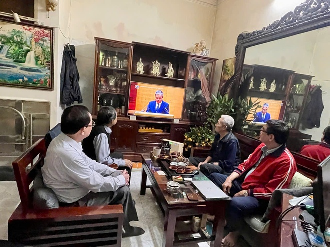 Đảng bộ phường Khương Đình nghiêm túc tổ chức Hội nghị trực tuyến học tập, quán triệt các nghị quyết quan trọng của BCH Trung ương.- Ảnh 14.