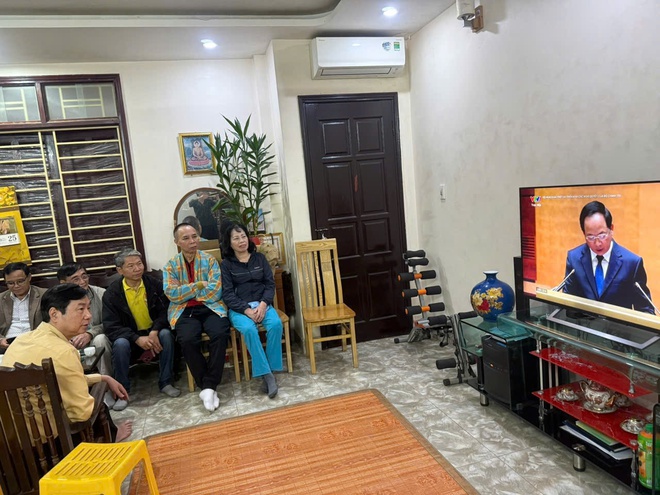 Đảng bộ phường Khương Đình nghiêm túc tổ chức Hội nghị trực tuyến học tập, quán triệt các nghị quyết quan trọng của BCH Trung ương.- Ảnh 23.