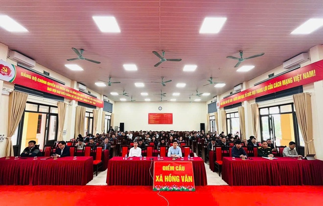 Đảng ủy xã Hồng Vân tiếp sóng hội nghị trực tuyến nghiên cứu, học tập, quán triệt, triển khai thực hiện Nghị quyết số 79-NQ/TW và Nghị quyết số 80-NQ/TW của Bộ Chính trị - Ảnh 2.