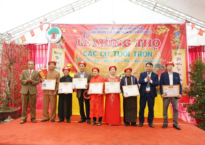 Thôn Duyên Trường và Thôn Bạch Liên tổ chức Lễ mừng thọ, chúc thọ cho các cụ cao tuổi đầu xuân Bính Ngọ 2026- Ảnh 2.