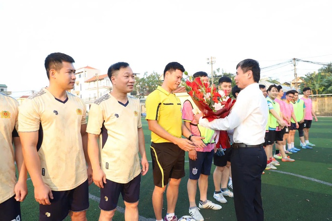 Giao hữu bóng đá mừng Đảng – mừng Xuân Bính Ngọ 2026 và hướng tới chào mừng cuộc bầu cử đại biểu Quốc hội và đại biểu Hội đồng nhân dân các cấp nhiệm kỳ 2026-2031- Ảnh 5.