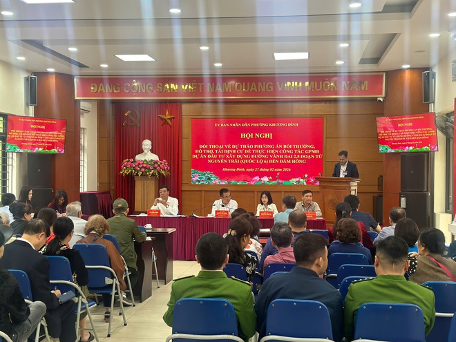 Phường Khương Đình tổ chức lấy ý kiến nhân dân về phương án bồi thường, hỗ trợ, tái định cư dự án đường vành đai 2,5- Ảnh 3.