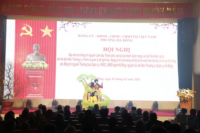 Phường Hà Đông gặp mặt cán bộ lão thành nhân dịp Tết Bính Ngọ 2026- Ảnh 6.