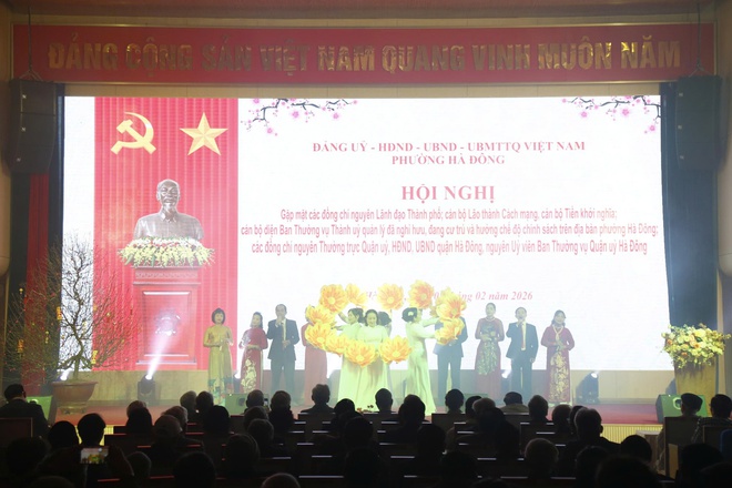 Phường Hà Đông gặp mặt cán bộ lão thành nhân dịp Tết Bính Ngọ 2026- Ảnh 7.