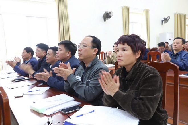 Xã Hồng Vân tổ chức Hội nghị triển khai nhiệm vụ trọng tâm trước, trong và sau Tết Nguyên đán Bính Ngọ năm 2026- Ảnh 5.