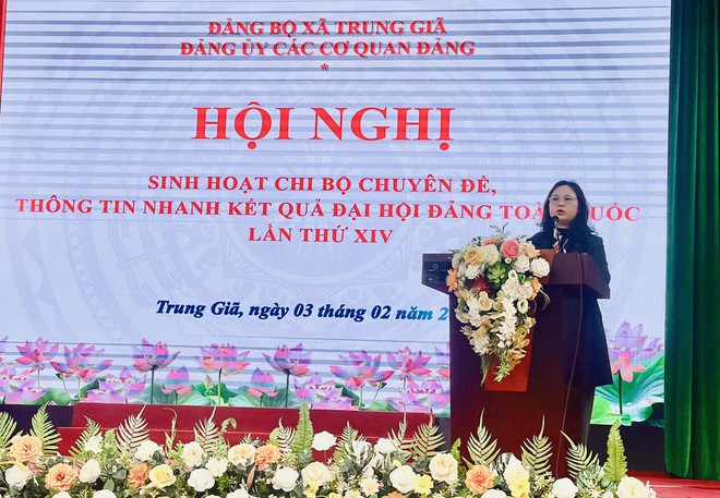ĐẢNG BỘ CÁC CƠ QUAN ĐẢNG XÃ TRUNG GIÃ TỔ CHỨC SINH HOẠT CHUYÊN ĐỀ TÌM HIỂU NỘI DUNG CỐT LÕI TRONG CÁC VĂN KIỆN ĐẠI HỘI XIV CỦA ĐẢNG- Ảnh 3.
