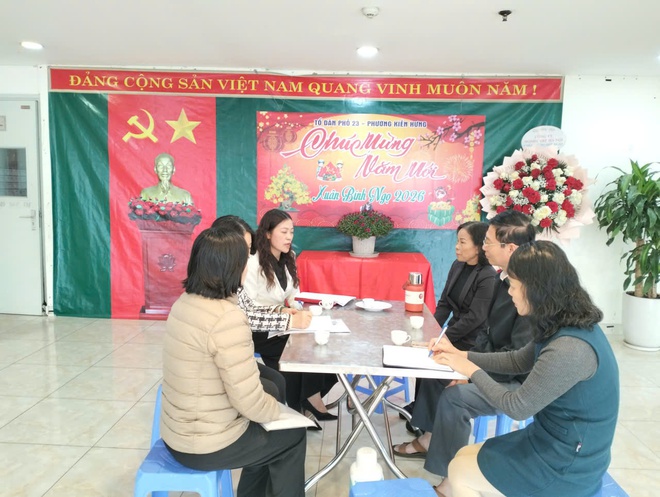 Giám sát việc chấp hành các quy định của pháp luật trong công tác bầu cử đại biểu Quốc hội khóa XVI và đại biểu Hội đồng nhân dân các cấp nhiệm kỳ 2026 - 2031 trên địa bàn phường Kiến Hưng- Ảnh 9.