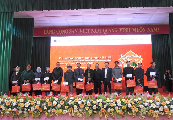 XÃ TRUNG GIÃ TỔ CHỨC CHƯƠNG TRÌNH “XUÂN GẮN KẾT – TẾT SUM VẦY” CHĂM LO TẾT CHO HỘ CẬN NGHÈO, HỘ CÓ HOÀN CẢNH KHÓ KHĂN NHÂN DỊP TẾT NGUYÊN ĐÁN XUÂN BÍNH NGỌ 2026, TỪ CÁC NGUỒN LỰC VỚI TỔNG TIỀN VÀ QUÀ HƠN 500 TRIỆU ĐỒNG- Ảnh 14.