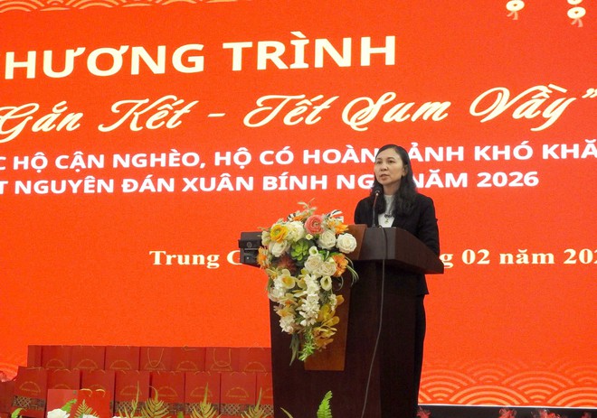 XÃ TRUNG GIÃ TỔ CHỨC CHƯƠNG TRÌNH “XUÂN GẮN KẾT – TẾT SUM VẦY” CHĂM LO TẾT CHO HỘ CẬN NGHÈO, HỘ CÓ HOÀN CẢNH KHÓ KHĂN NHÂN DỊP TẾT NGUYÊN ĐÁN XUÂN BÍNH NGỌ 2026, TỪ CÁC NGUỒN LỰC VỚI TỔNG TIỀN VÀ QUÀ HƠN 500 TRIỆU ĐỒNG- Ảnh 11.