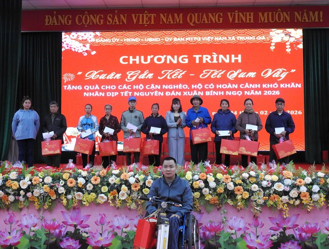 XÃ TRUNG GIÃ TỔ CHỨC CHƯƠNG TRÌNH “XUÂN GẮN KẾT – TẾT SUM VẦY” CHĂM LO TẾT CHO HỘ CẬN NGHÈO, HỘ CÓ HOÀN CẢNH KHÓ KHĂN NHÂN DỊP TẾT NGUYÊN ĐÁN XUÂN BÍNH NGỌ 2026, TỪ CÁC NGUỒN LỰC VỚI TỔNG TIỀN VÀ QUÀ HƠN 500 TRIỆU ĐỒNG- Ảnh 10.