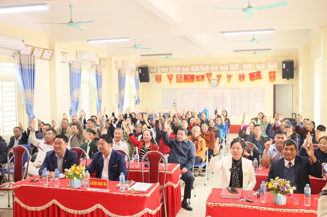 CỬ TRI THÔN ĐÁ CHÔNG (XÃ BA VÌ) VÀ THÔN LA XUYÊN (XÃ CỔ ĐÔ) NHẤT TRÍ CAO, TÍN NHIỆM ĐỒNG CHÍ NGUYỄN THỊ KIM OANH VÀ ĐỒNG CHÍ HOÀNG TRÚC PHONG ỨNG CỬ ĐẠI BIỂU HĐND XÃ CỔ ĐÔ NHIỆM KỲ 2026–2031- Ảnh 3. CỬ TRI THÔN ĐÁ CHÔNG (XÃ BA VÌ) VÀ THÔN LA XUYÊN (XÃ CỔ ĐÔ) NHẤT TRÍ CAO, TÍN NHIỆM ĐỒNG CHÍ NGUYỄN THỊ KIM OANH VÀ ĐỒNG CHÍ HOÀNG TRÚC PHONG ỨNG CỬ ĐẠI BIỂU HĐND XÃ CỔ ĐÔ NHIỆM KỲ 2026–2031- Ảnh 3.