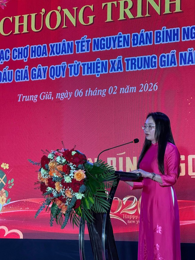 TRUNG GIÃ TƯNG BỪNG KHAI MẠC CHỢ HOA XUÂN TẾT BÍNH NGỌ 2026 – LAN TỎA YÊU THƯƠNG QUA HOẠT ĐỘNG ĐẤU GIÁ TỪ THIỆN- Ảnh 17.