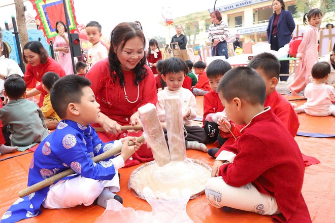 Chương trình “Xuân rộn ràng- Tết Bình an” Trường mầm non Vân Tảo- Ảnh 7.