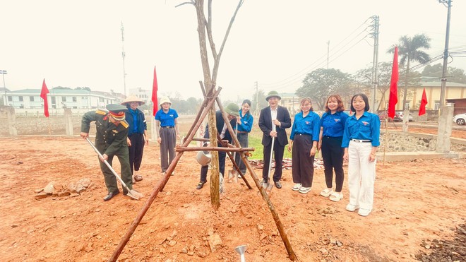 XÃ CỔ ĐÔ TỔ CHỨC LỄ PHÁT ĐỘNG “TẾT TRỒNG CÂY ĐỜI ĐỜI NHỚ ƠN BÁC HỒ” NĂM 2026- Ảnh 6.