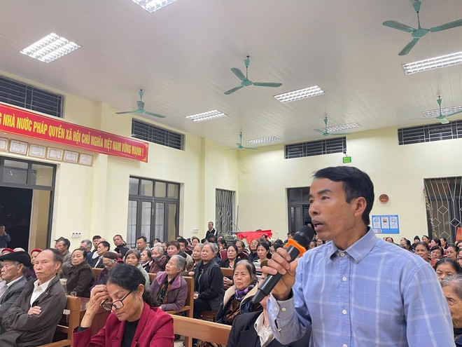 HỘI NGHỊ TIẾP XÚC CỬ TRI ĐƠN VỊ BẦU CỬ SỐ 6 TẠI THÔN TÂN TIẾN- Ảnh 11. HỘI NGHỊ TIẾP XÚC CỬ TRI ĐƠN VỊ BẦU CỬ SỐ 6 TẠI THÔN TÂN TIẾN- Ảnh 11.