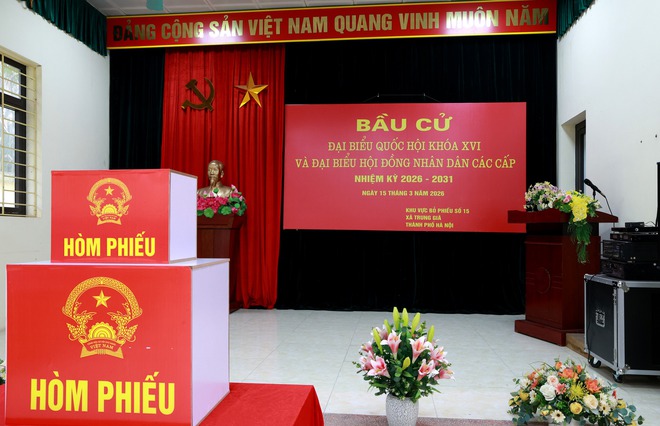 BÍ THƯ ĐẢNG ỦY XÃ TRUNG GIÃ KIỂM TRA CÔNG TÁC CHUẨN BỊ BẦU CỬ TẠI CÁC KHU VỰC BỎ PHIẾU- Ảnh 2.