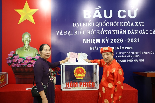 Nhiều khu vực bỏ phiếu phường Kiến Hưng đạt 100% cử tri đi bầu cử- Ảnh 3.