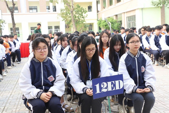 Ban chỉ huy quân sự xã Hồng Vân tuyên truyền tuyển sinh quân sự năm 2026- Ảnh 7.