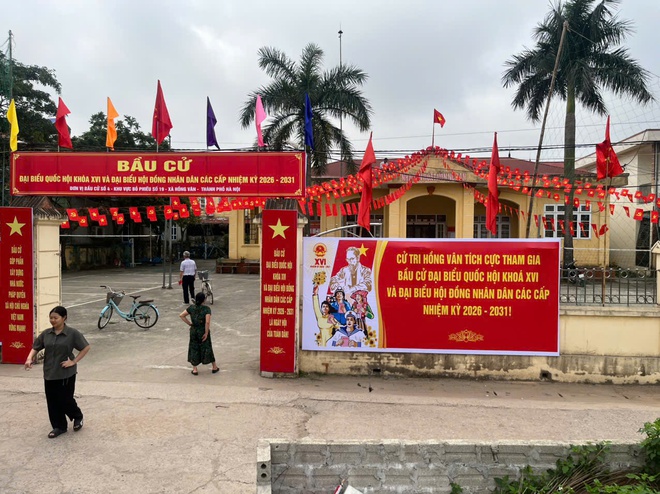 Công tác chuẩn bị của các thôn, xóm, cụm dân cư và Nhân dân trên địa bàn xã Hồng Vân hân hoan chào đón Ngày hội toàn dân, cuộc bầu cử Đại biểu Quốc hội khóa XVI và bầu cử đại biểu HĐND các cấp nhiệm kỳ 2026 – 2031- Ảnh 6.