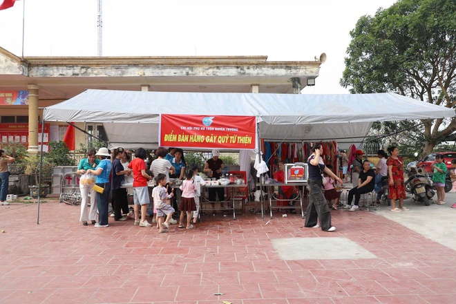 Chi hội phụ nữ Thôn Duyên Trường: giao lưu văn nghệ và tổ chức thi kéo co chào mừng Ngày Quốc tế Phụ nữ 8/3 và cuộc bầu cử đại biểu Quốc hội và Hội đồng nhân dân các cấp- Ảnh 15.