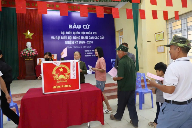 Ủy ban Bầu cử xã Hồng Vân công bố kết quả bầu cử đại biểu HĐND xã khóa mới, nhiệm kỳ 2026-2031- Ảnh 4.