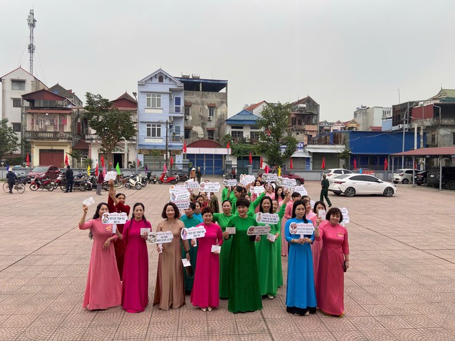 Cử tri xã Trung Giã nô nức tham gia Ngày hội nôn sông - ngày bầu cử đại biểu Quốc hội khóa XVI và đại biểu HĐND các cấp nhiệm kỳ 2026-2031- Ảnh 7.