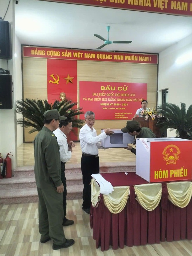 TRUNG GIÃ: CÔNG TÁC BẦU CỬ DIỄN RA NGHIÊM TÚC, ĐÚNG QUY ĐỊNH- Ảnh 2.