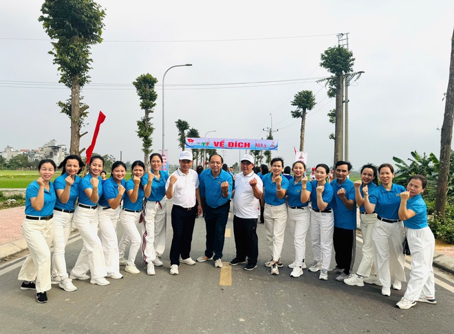 Xã Bình Minh bừng khí thế Ngày chạy Olympic và phát động Giải chạy Báo HàNộimới lần thứ 51 – Vì hòa bình năm 2026- Ảnh 9.