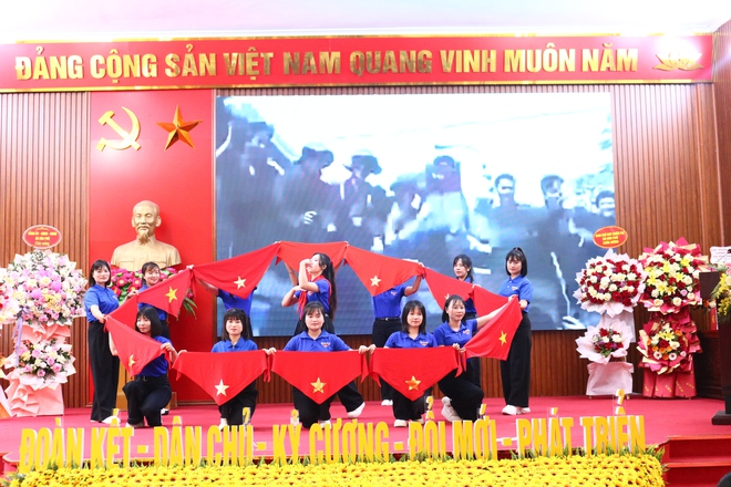 Lễ mít tinh kỷ niệm 95 năm Ngày thành lập Đoàn TNCS Hồ Chí Minh (26/3/1931 - 26/3/2026).

- Ảnh 12.