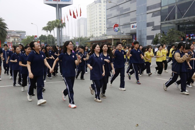Phường Hà Đông phát động Ngày chạy Olympic vì sức khỏe toàn dân - Vì an ninh Tổ quốc năm 2026- Ảnh 6.