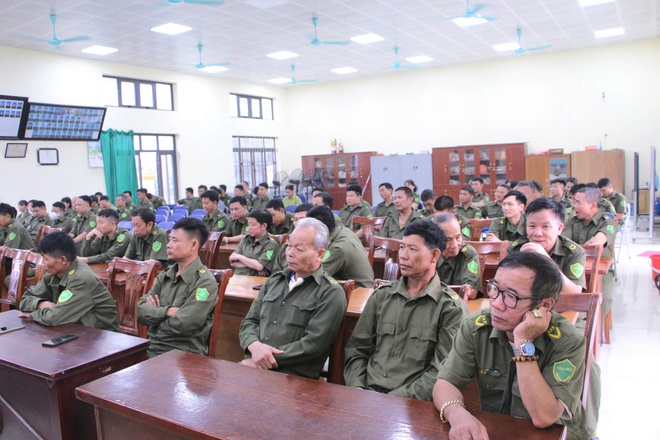 Công an xã Phú Nghĩa tổ chức tập huấn kỹ năng điều khiển, phân luồng giao thông cho lực lượng an ninh cơ sở- Ảnh 7.