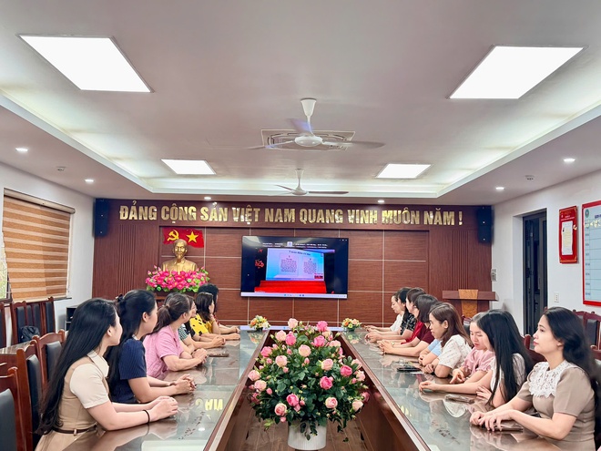 Phường Bồ Đề tiếp sóng Hội nghị quán triệt Nghị quyết 02-NQ/TW của Bộ Chính trị, hướng tới mục tiêu Thủ đô “Văn hiến - Văn minh - Hiện đại - Hạnh phúc”- Ảnh 16.