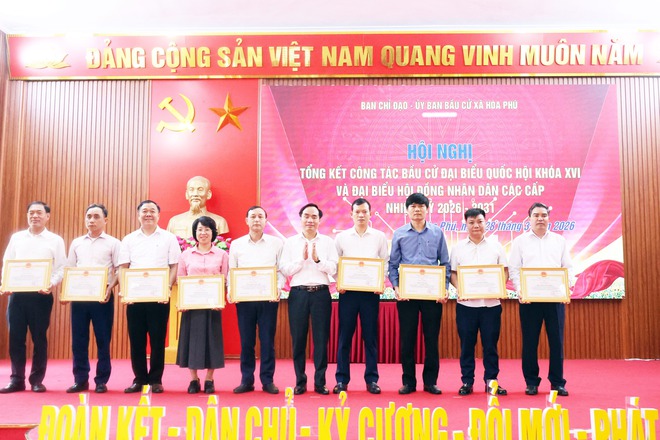 Xã Hòa Phú: Tổng kết công tác bầu cử đại biểu Quốc hội khóa XVI và đại biểu HĐND các cấp, nhiệm kỳ 2026 -2031.- Ảnh 10.