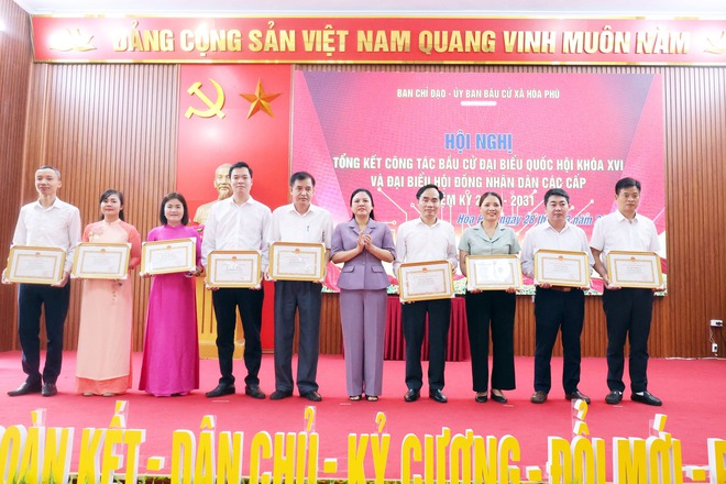 Xã Hòa Phú: Tổng kết công tác bầu cử đại biểu Quốc hội khóa XVI và đại biểu HĐND các cấp, nhiệm kỳ 2026 -2031.- Ảnh 20.