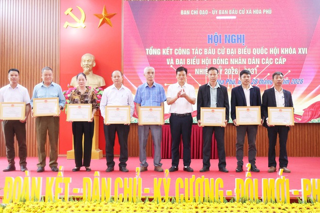 Xã Hòa Phú: Tổng kết công tác bầu cử đại biểu Quốc hội khóa XVI và đại biểu HĐND các cấp, nhiệm kỳ 2026 -2031.- Ảnh 21.