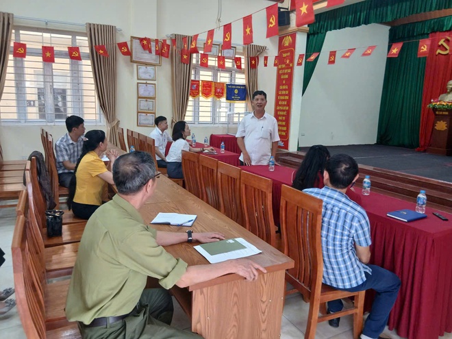 Kiểm tra công tác chuẩn bị cho ngày bầu cử đại biểu Quốc hội và HĐND các cấp nhiệm kỳ 2026-2031 tại các điểm bầu cử xã Hồng Vân.- Ảnh 8.