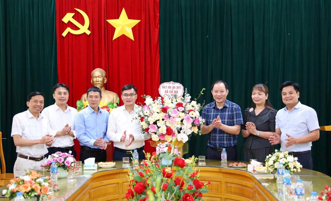 LÃNH ĐẠO XÃ CỔ ĐÔ THĂM, CHÚC MỪNG NHÂN KỶ NIỆM 80 NĂM NGÀY THỂ THAO VIỆT NAM (27/3/1946 – 27/3/2026)- Ảnh 1.