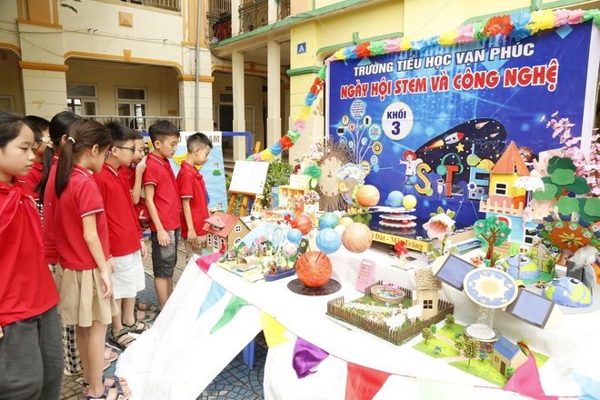 Ngày hội STEM và Công nghệ chủ đề “Công nghệ dẫn lối – kiến tạo tương lai” trường Tiểu học Vạn Phúc- Ảnh 6.