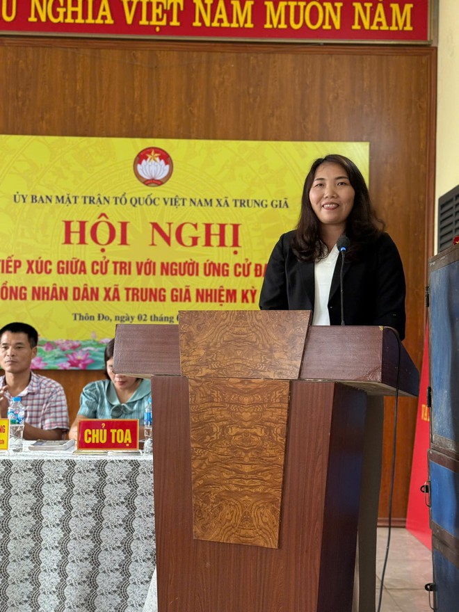 PHÓ CHỦ TỊCH UBND XÃ TRUNG GIÃ NGUYỄN THỊ THANH HUYỀN CÙNG CÁC ỨNG CỬ VIÊN HĐND XÃ TIẾP XÚC CỬ TRI TẠI THÔN ĐO – ĐƠN VỊ BẦU CỬ SỐ 06- Ảnh 5.