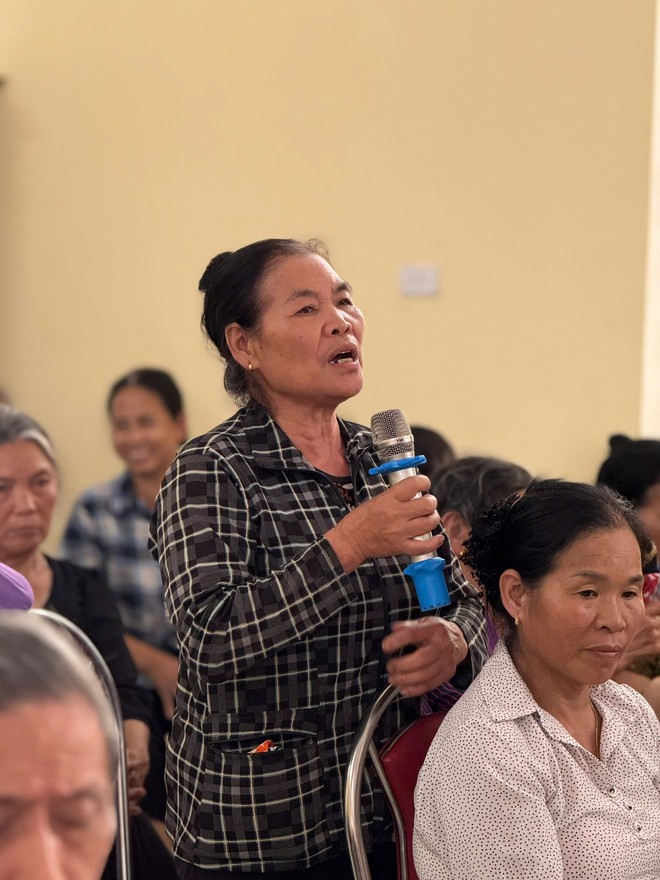 PHÓ CHỦ TỊCH UBND XÃ TRUNG GIÃ NGUYỄN THỊ THANH HUYỀN CÙNG CÁC ỨNG CỬ VIÊN HĐND XÃ TIẾP XÚC CỬ TRI TẠI THÔN ĐO – ĐƠN VỊ BẦU CỬ SỐ 06- Ảnh 7.