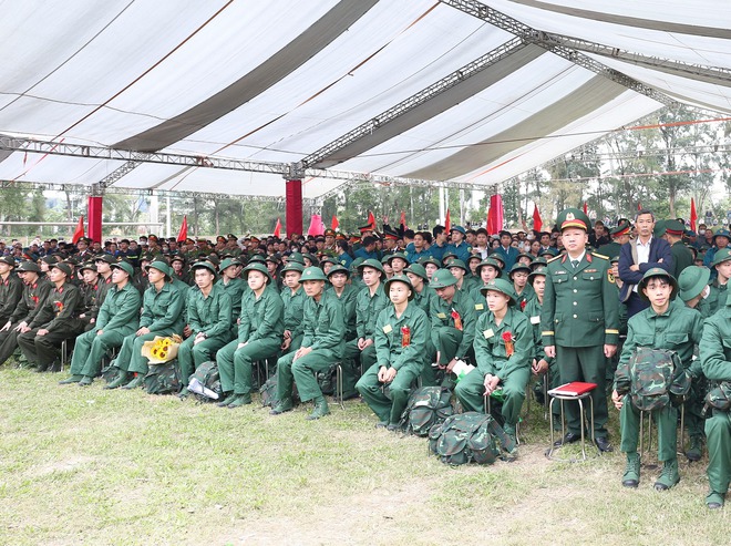 PHÁT HUY TRUYỀN THỐNG CÁCH MẠNG: THANH NIÊN XÃ TRUNG GIÃ HĂNG HÁI LÊN ĐƯỜNG TÒNG QUÂN- Ảnh 3.